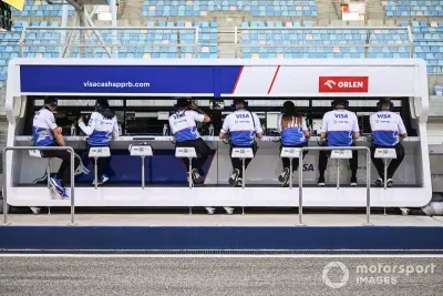 Stream F1 25 telemetry live to a remote race engineer using Pits n' Giggles and Playit.gg - no port forwarding required, works even with full 22-player lobbies.